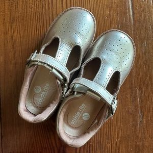 VGUC Stride Rite Shoes